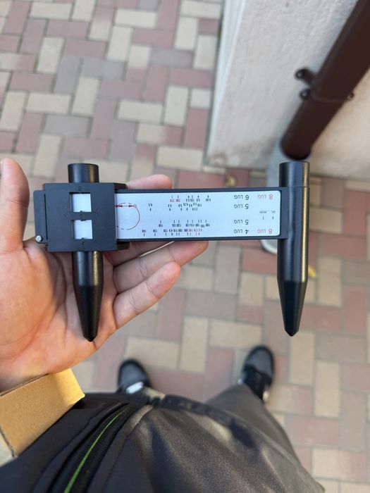 Subler pentru masurat distanta intre prezoane, gauri