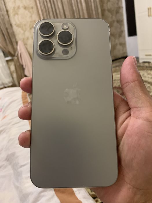 Iphone 15pro max 256gb ideal