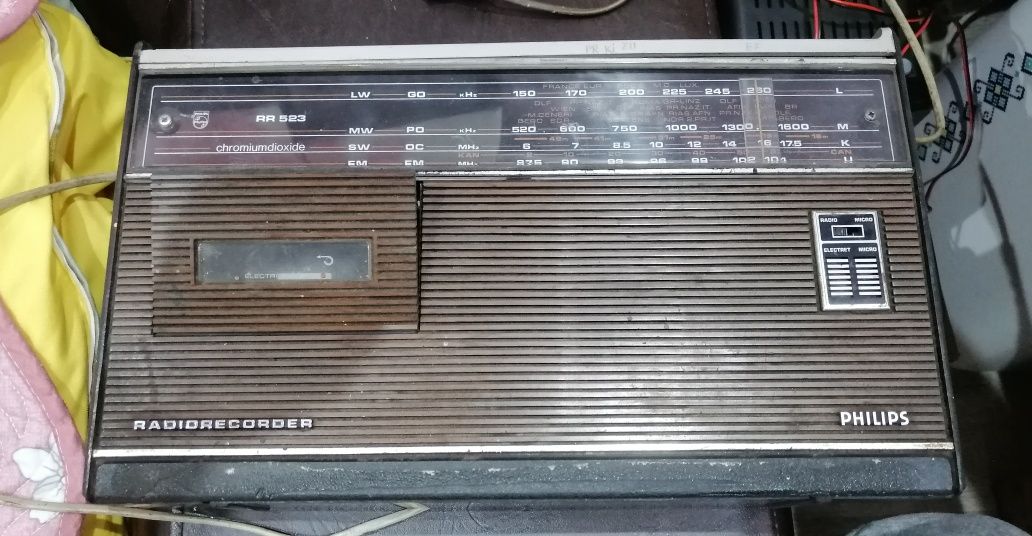 Radiocasetofon Philips 22RR523/19R