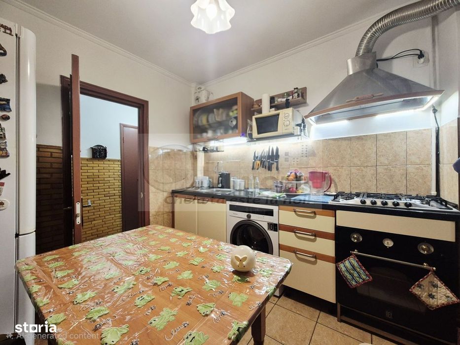 Mircea Cel Batran - 3 camere decomandat - etaj 5 cu lift !