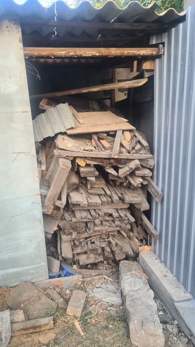 Отдам бревна деревья дрова