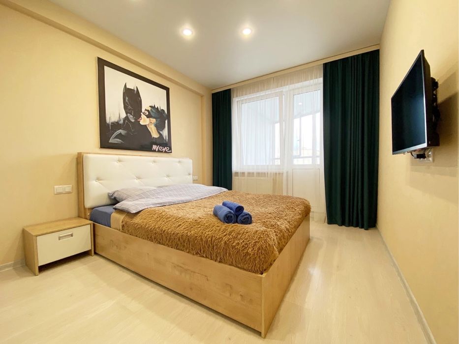 посуточно на ночь Сдается 1 комнатная квартира на Момышулы Сатпаева