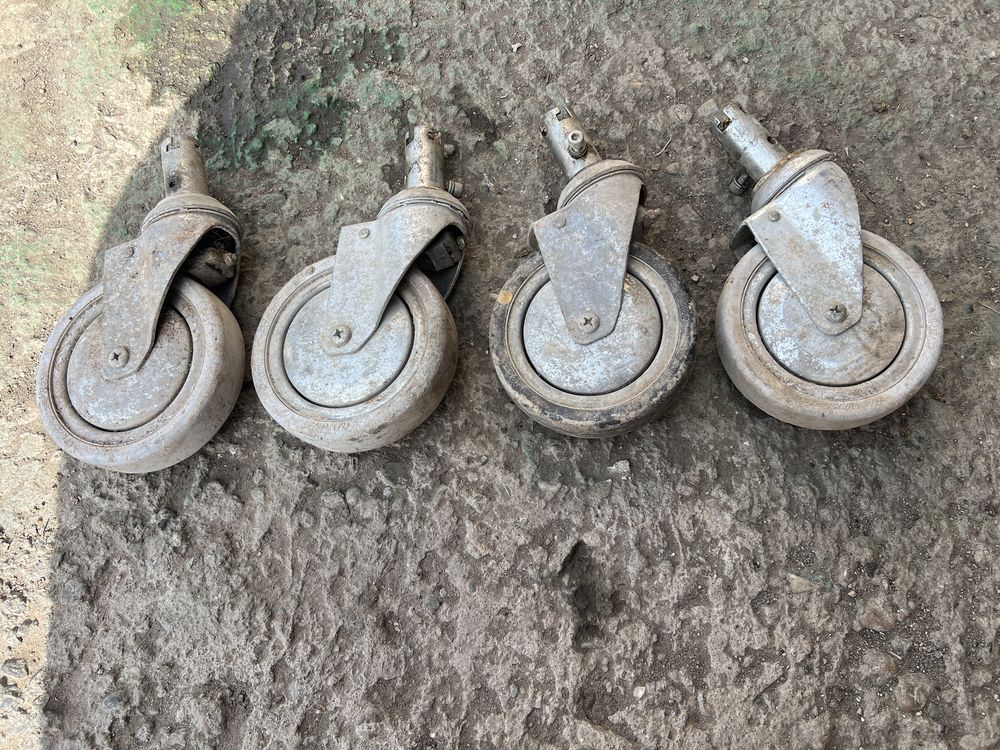 Set patru roti pivotante