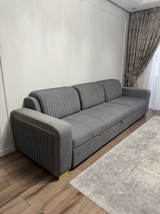 Продам почти новый диван расдвижной