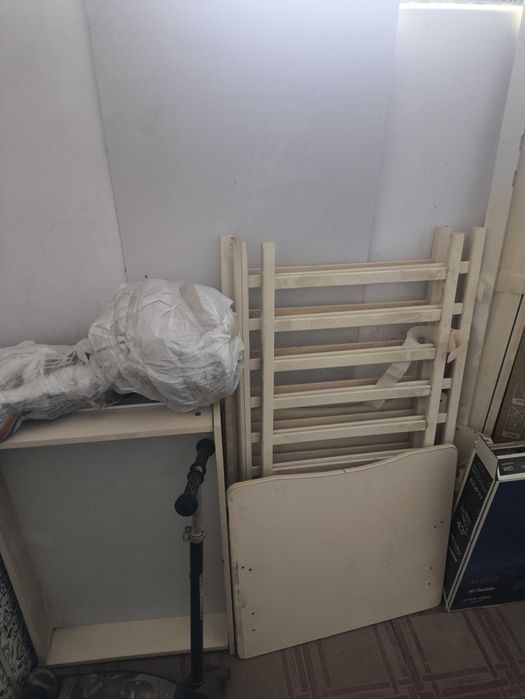 Детская кровать разобранная