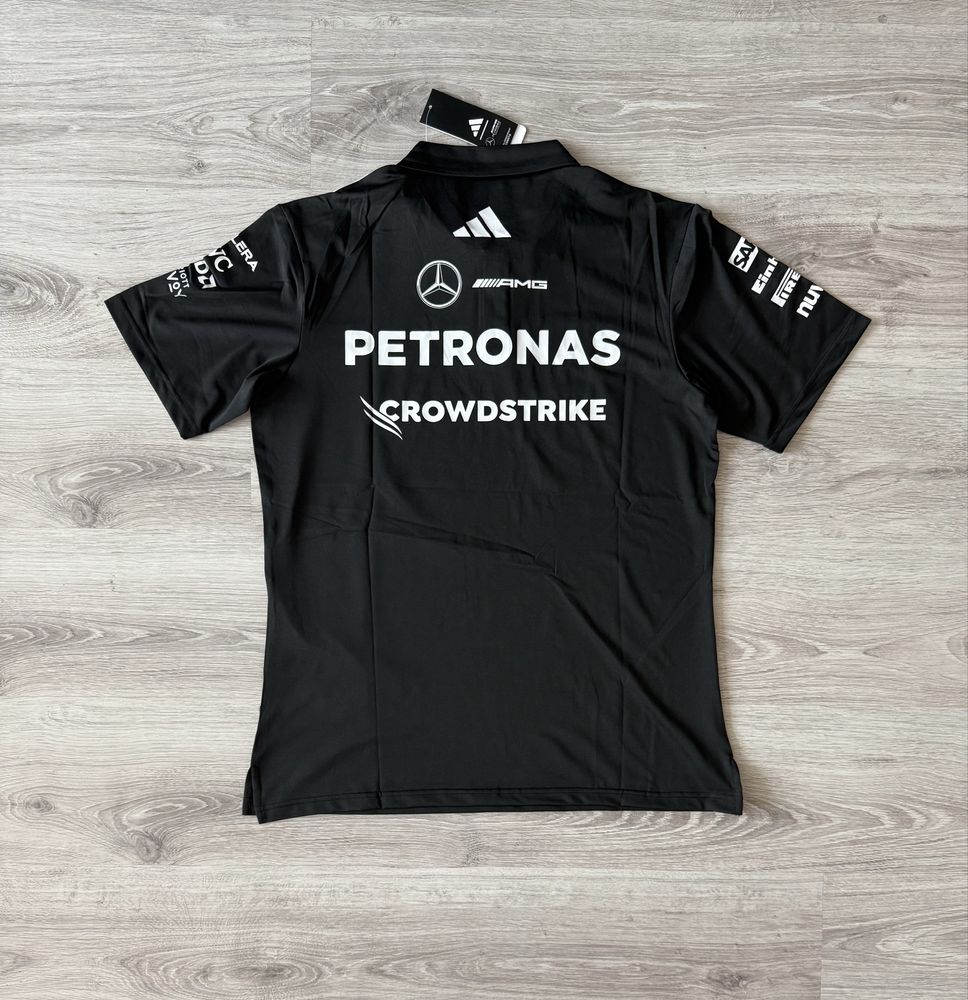 Red Bull Racing / Honda / Formula 1 / Ferrari / Mercedes AMG