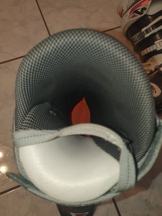 Vând clăpari Nordica mărime 43 barbati