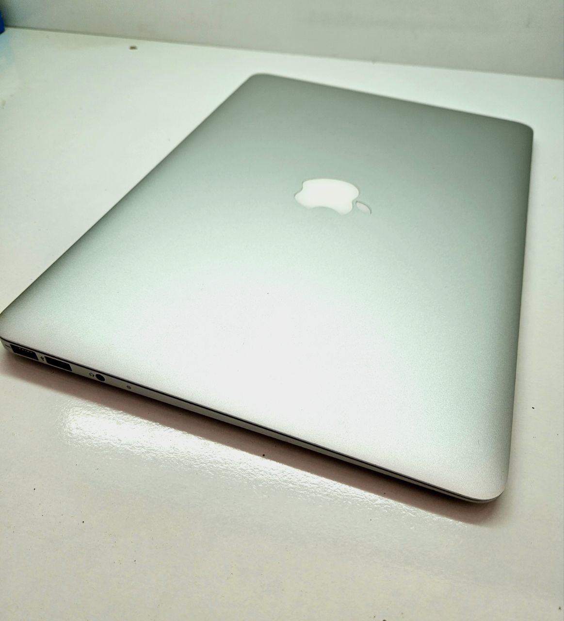 MacBook air 13 срочно сатылады