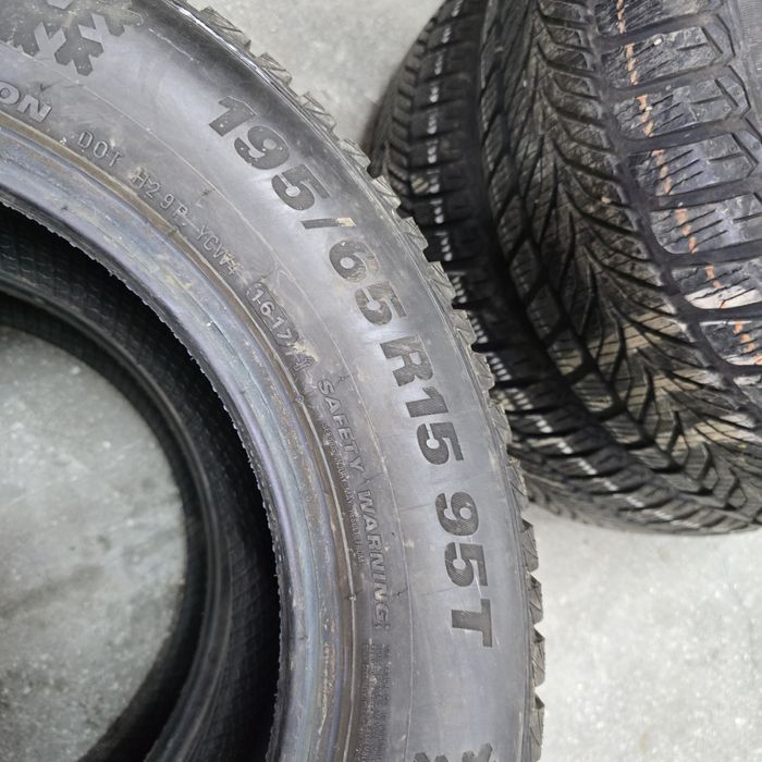 2x 195/65/15 M+S KUMHO Stare impecabila