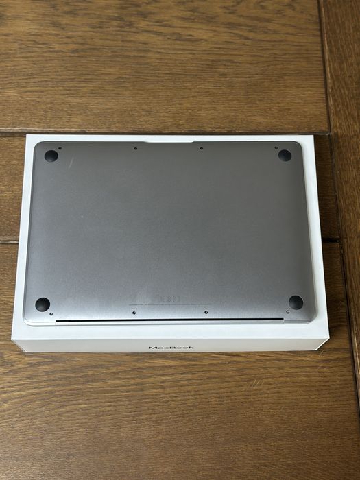 Macbook 12” Space Gray - stare foarte bună