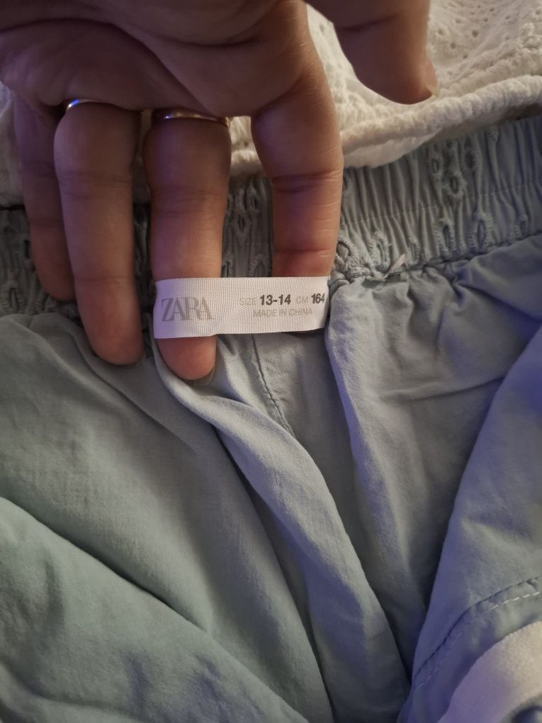 2 бр Комплекта от ZARA. 
Размери 156-164. Цена 35лв