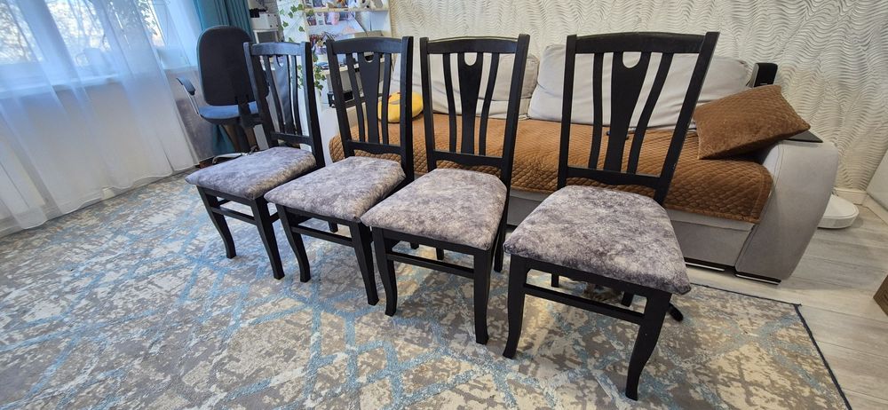 Стулья деревянные