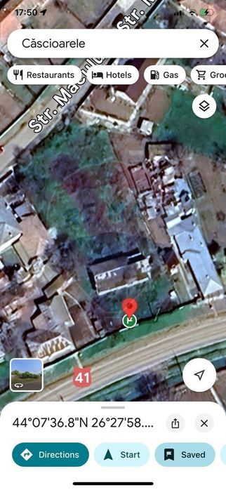 Casa la rosu cu teren mare Calarasi - Cascioarele