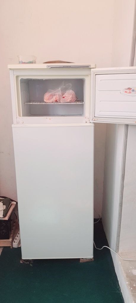 Холодилник модель атлант