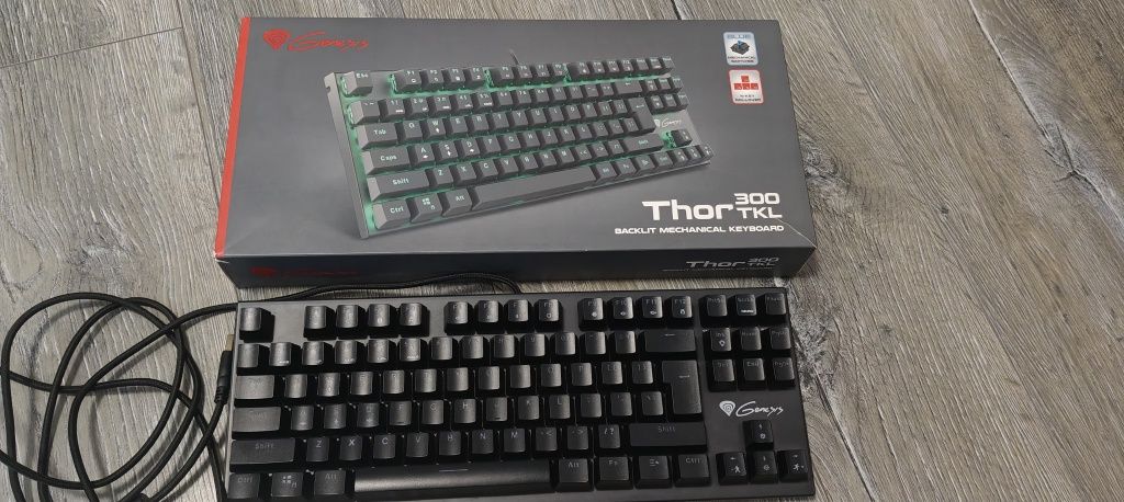 Tastatura mecanica Genesys Thor 300 TKL green