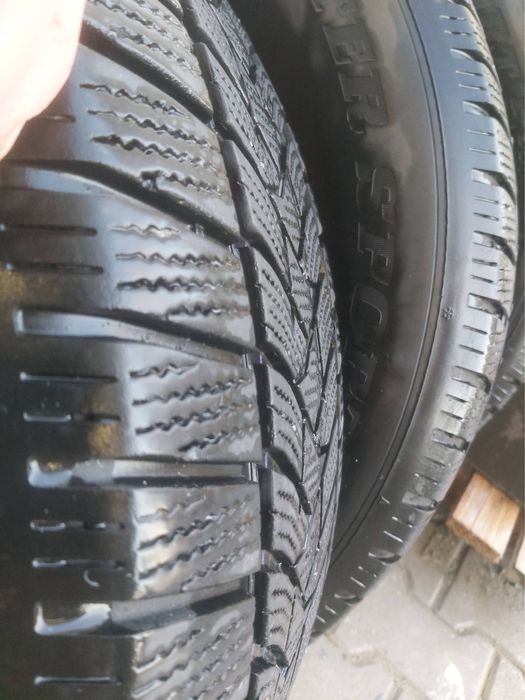 Anvelope iarna Dunlop 235/65/R17