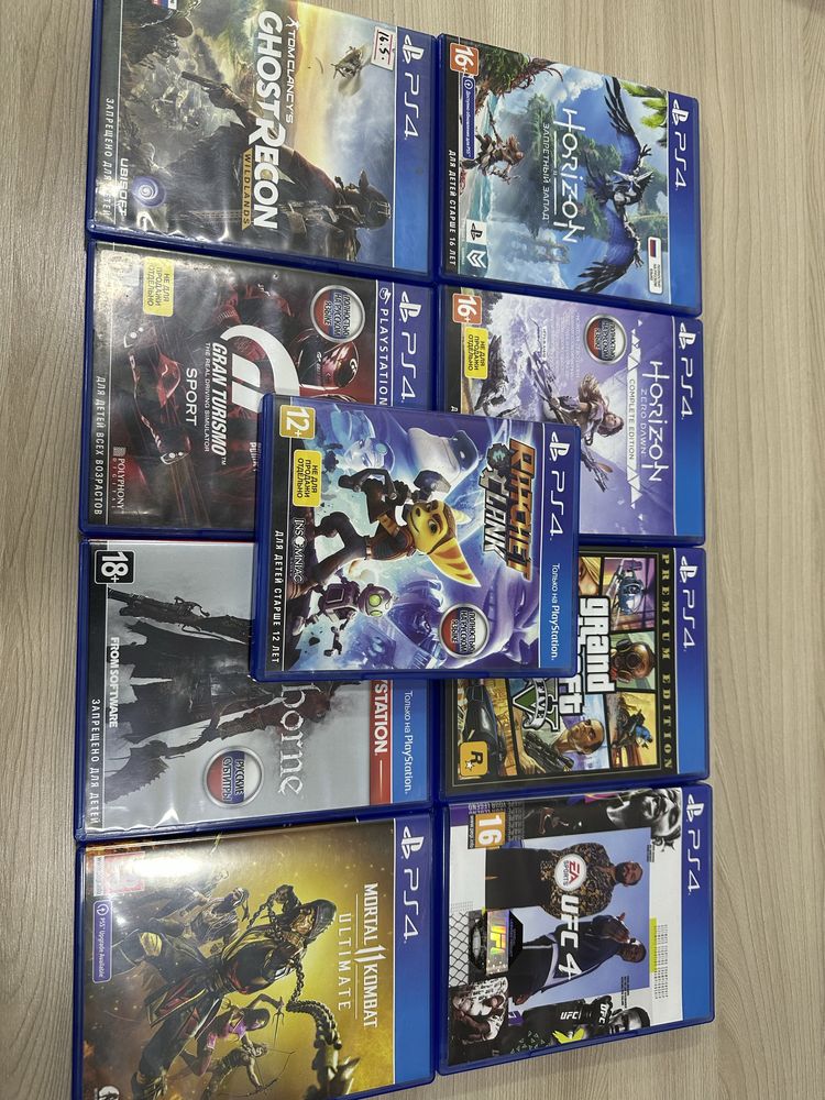PlayStation на 1 тб б/у в прекрасном состоянии