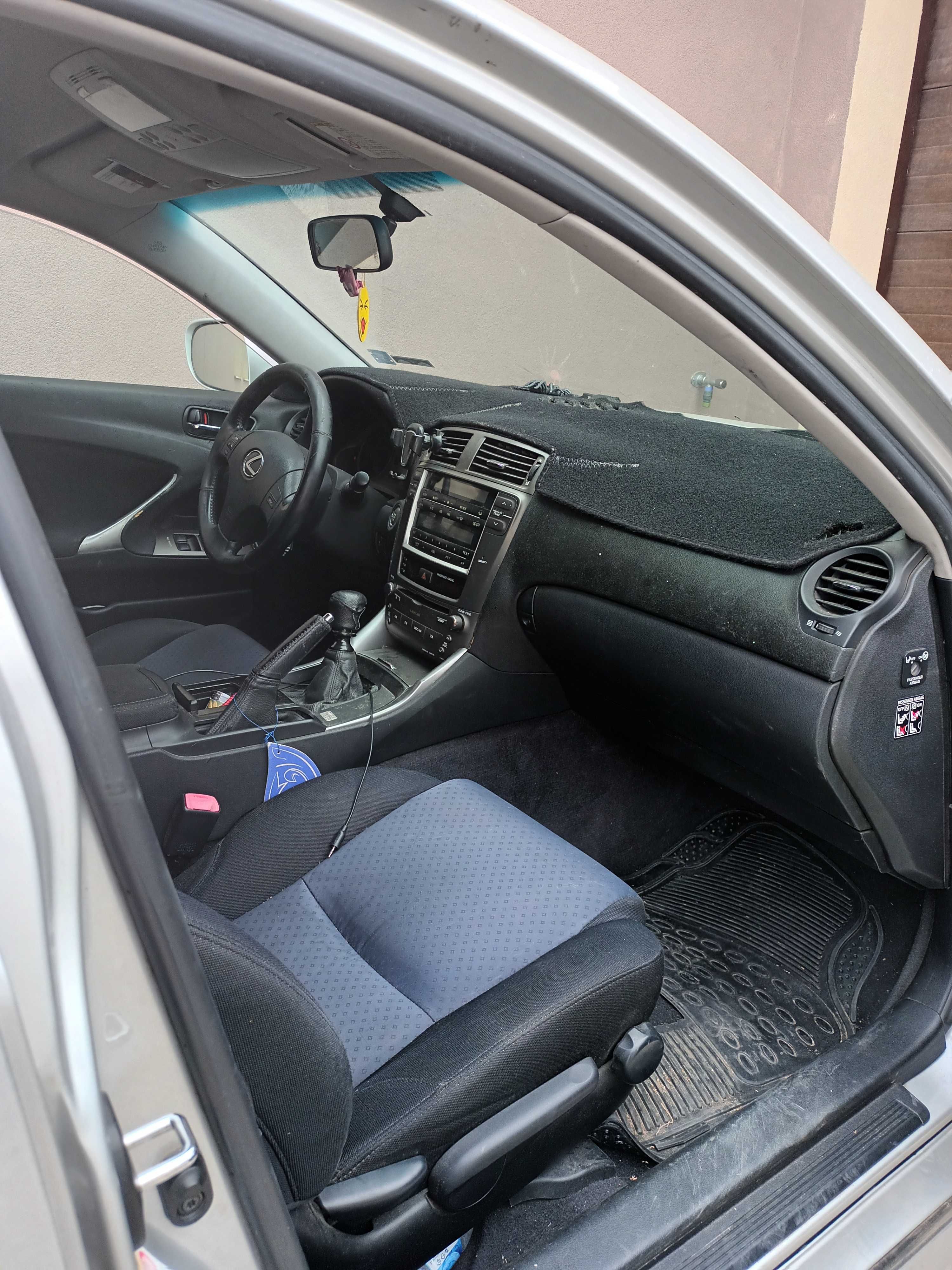 Lexsus is220 d 2008g
