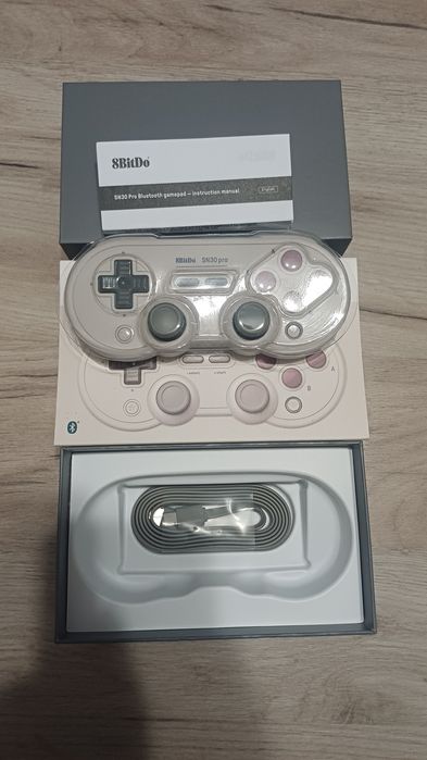 Безжичен контролер 8Bitdo SN30 Pro