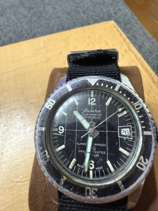 Sicura submarine dive