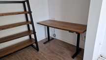Бюро с ел.регулируема височина/Height-adjustable electric desk