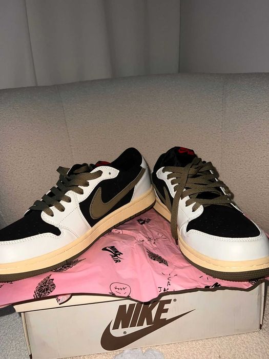 Air Jordan 1 low OGT Travis Scott