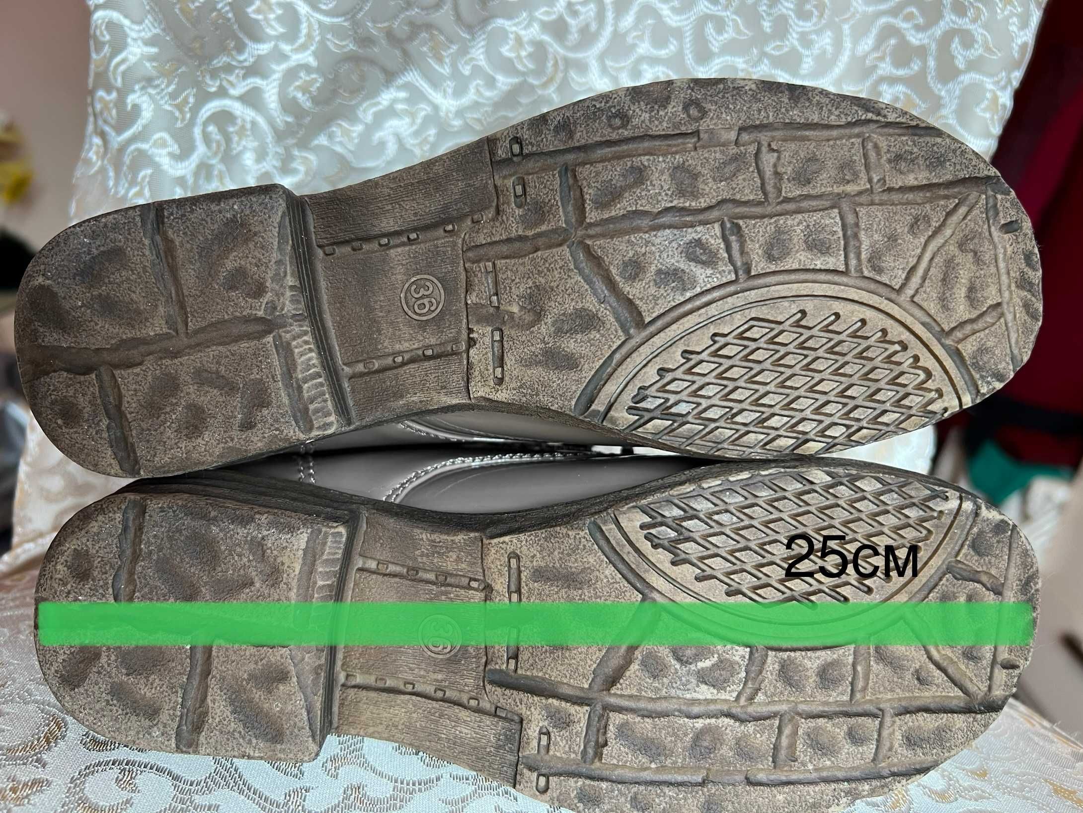 Нови боти от изкуствен лак Shoe Aquarium с кутия. Размер 36.