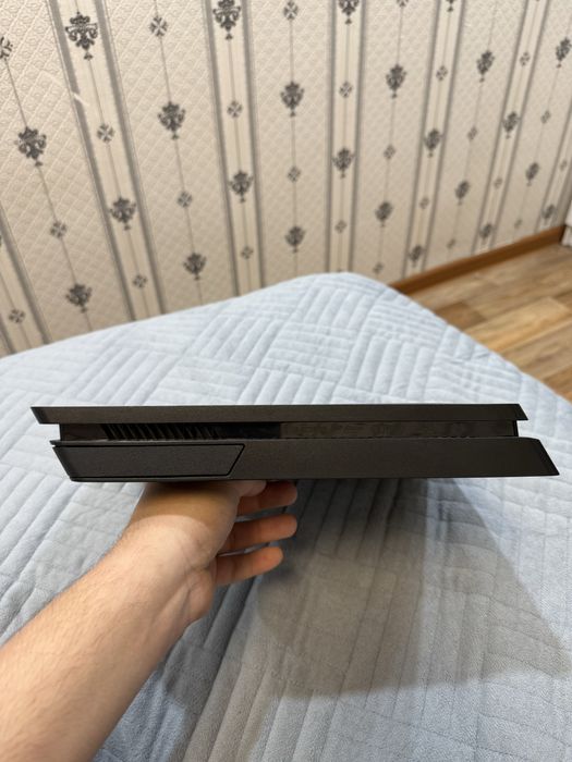 Плейстейшн 4 слим 1 терробайт