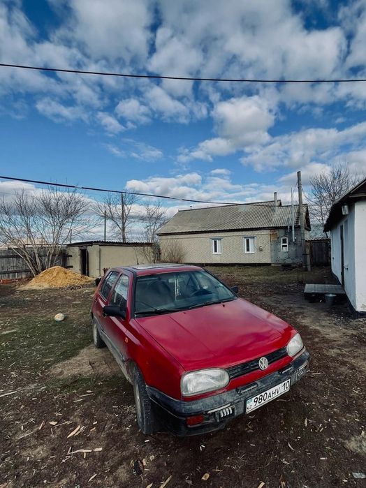 Продам гольф 3 92 год 1,8