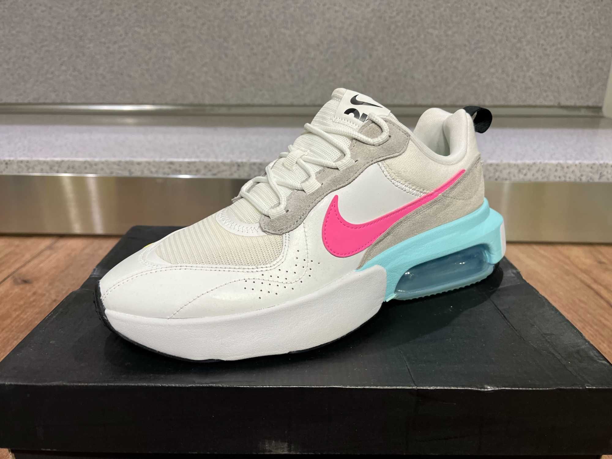 ОРИГИНАЛНИ *** Nike Air Max Verona  White/Pink Glow/Pure Platinum