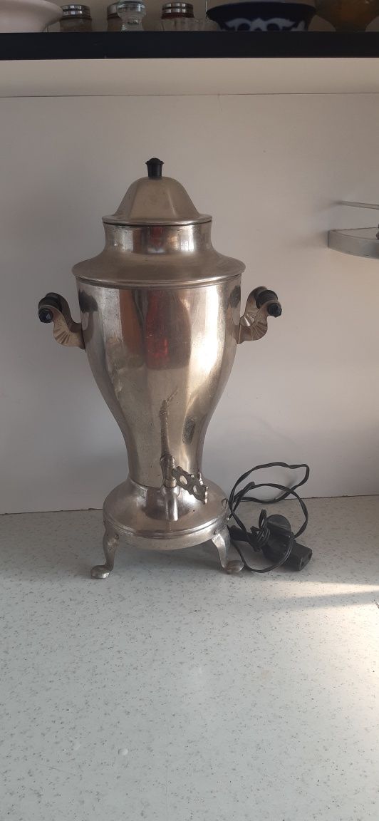 Samovar 1989 yil