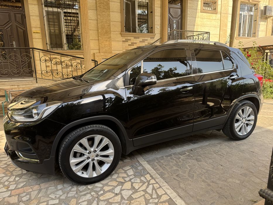 Tracker 1 premier 2019 yil toptoza