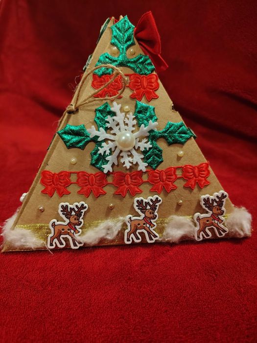 Коледна кутия ръчно изработена