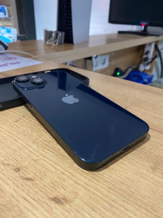 Продам Iphone 14