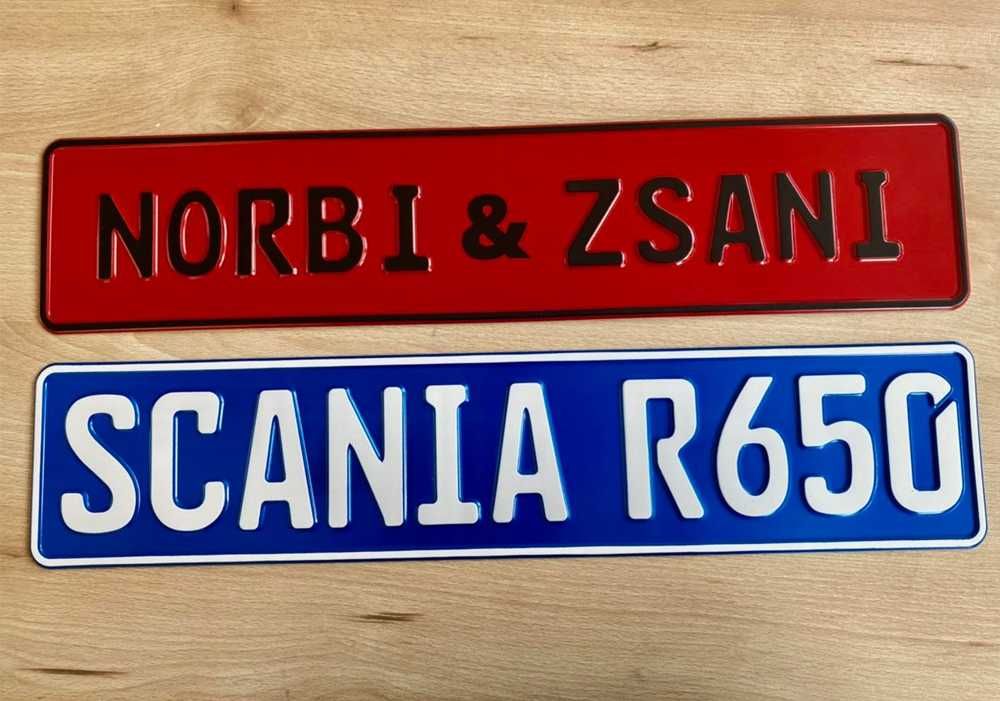 Placa auto personalizata cu nume