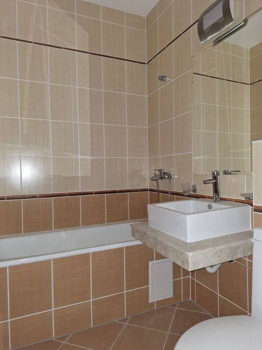 Продава се Тристаен апартамент в Пловдив, Гагарин - 130 кв.м за 477 €/кв.м - Снимка #5