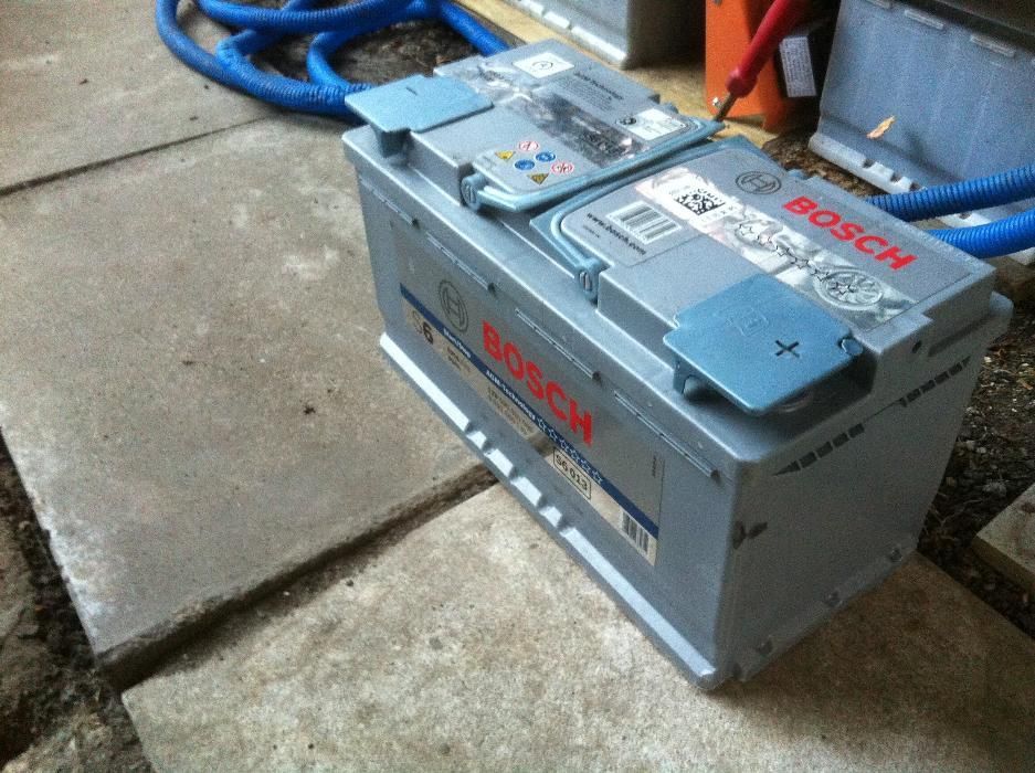 акумулатор 95 ач Бош,агм,гелов,старт стоп,гаранция