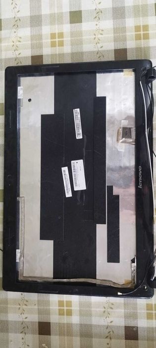 Продам рамку от ноутбука G570