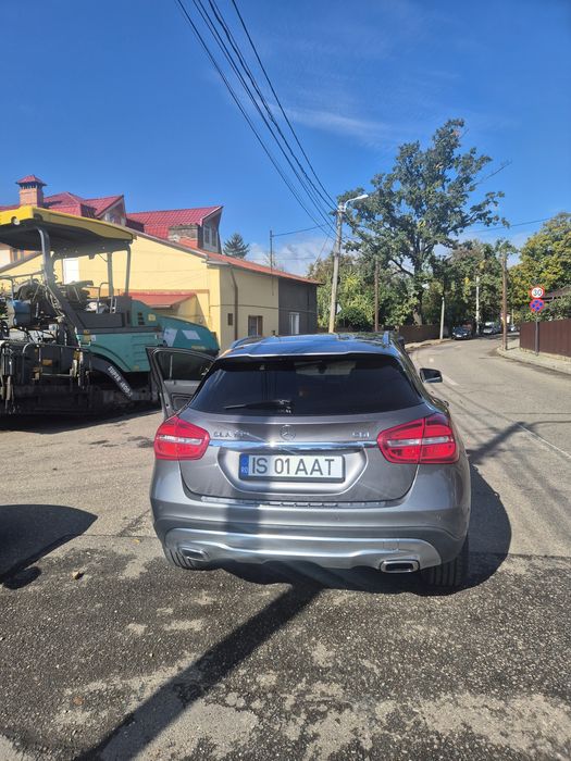Mercedes-Benz GLA 180