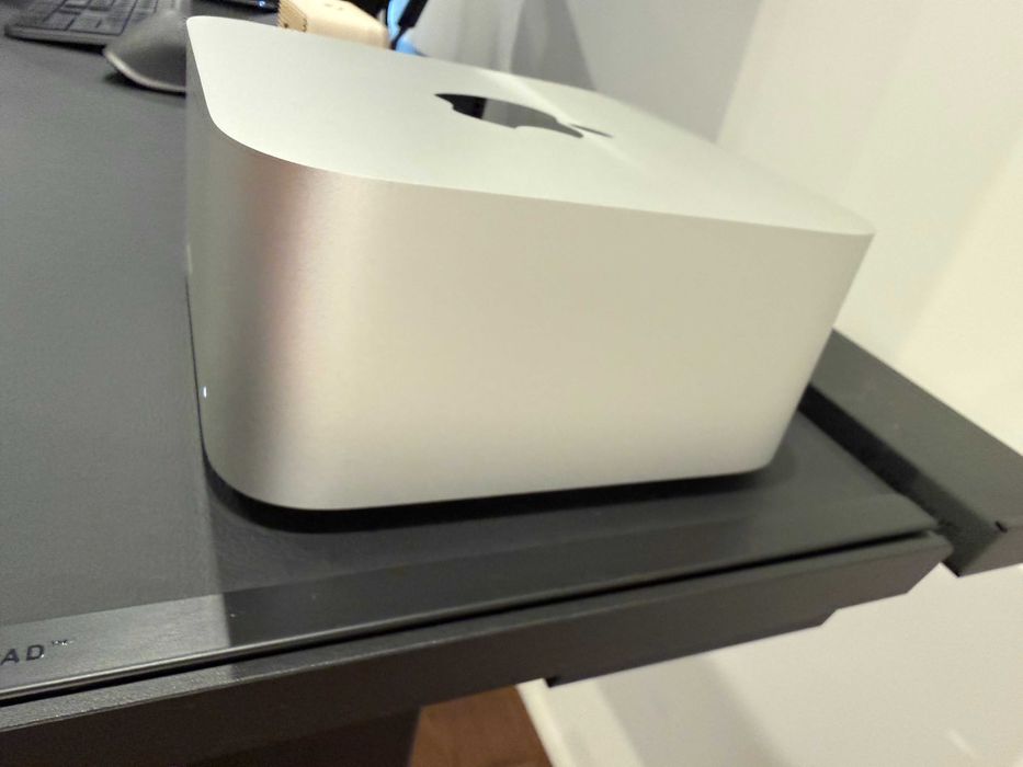 Apple Mac Studio M2 Max, 12 CPU ядра, 30 GPU ядра, 32GB RAM, 512GB SSD