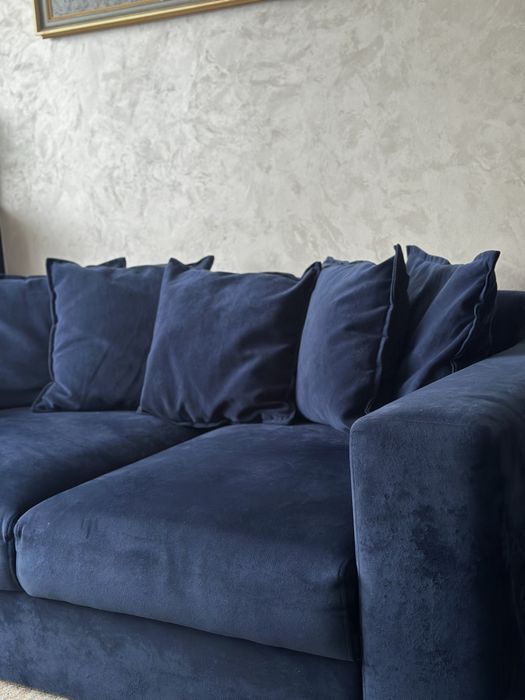 Продаётся диван б/у в отличном состоянии.