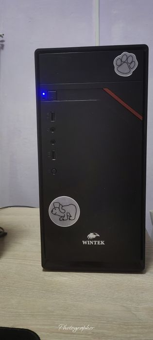 Продам Мини компьютер в хорошем состоянии