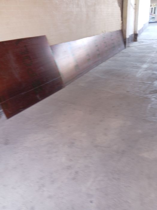 Срочно продам Лексан 6.90 метров