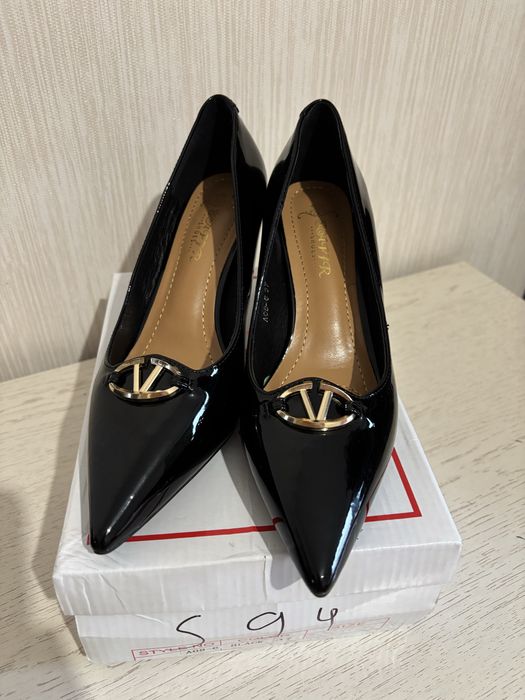 Лакированный туфли