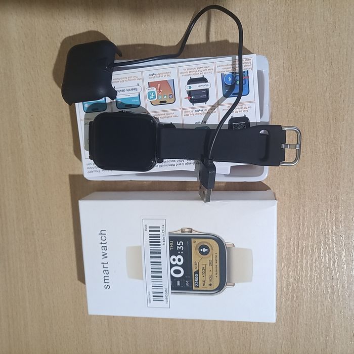 Продам срочно умные часы смарт.