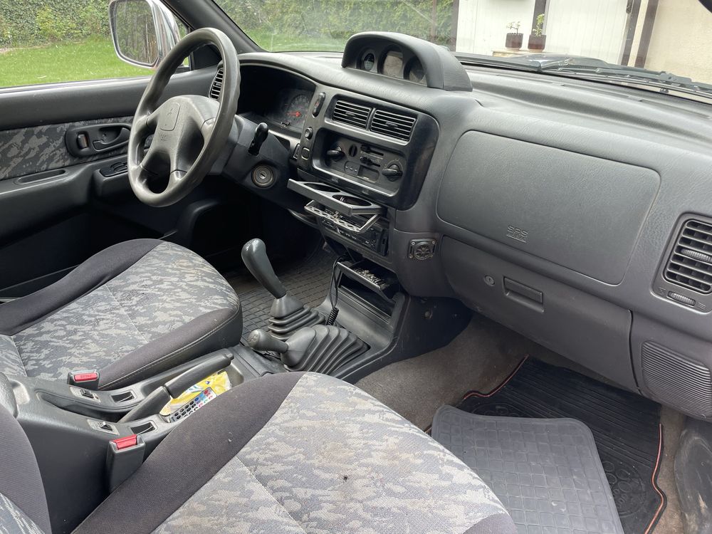 Mitsubishi l200 second hand