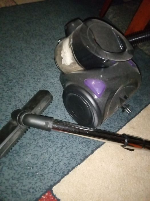 Пылесос РАБОЧИЙ в идеальном состоянии