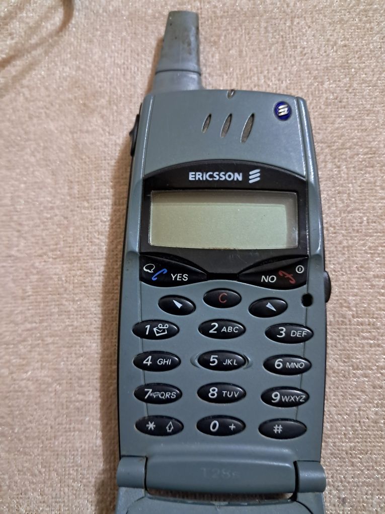 Телефон Ericsson T28