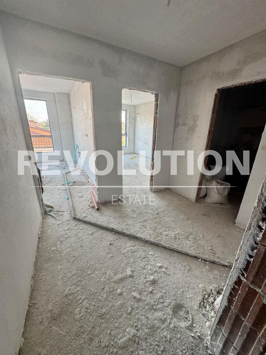 Продава се Двустаен апартамент в Пловдив, Остромила - 100 кв.м за 1250 €/кв.м - Снимка #3