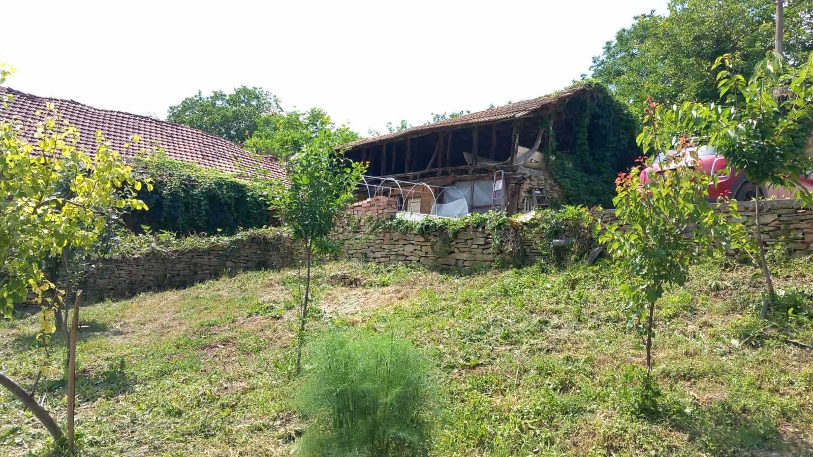Реновирана къща във Велико Търновско село